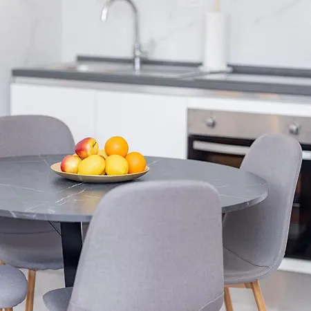 Veronika Τρογκίρ